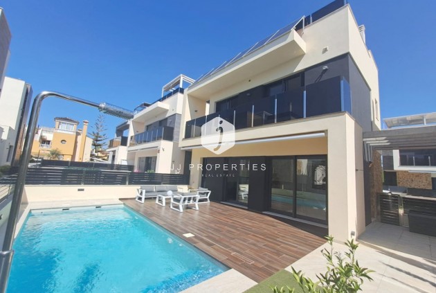 Villa - Tweedehands - Orihuela Costa -
                Costa Blanca