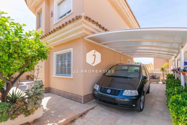 Villa - Tweedehands - Orihuela Costa -
                Punta Prima