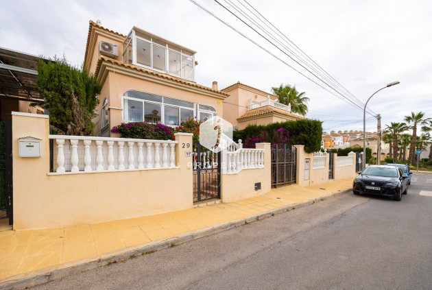 Villa - Tweedehands - Orihuela Costa -
                Villamartín-las Filipinas