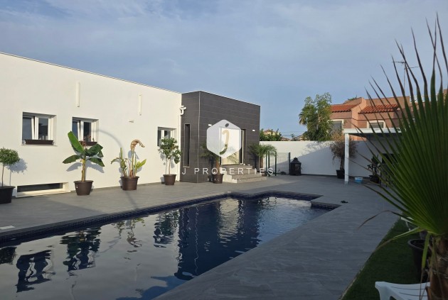 Villa - Tweedehands - Rojales -
                Inland