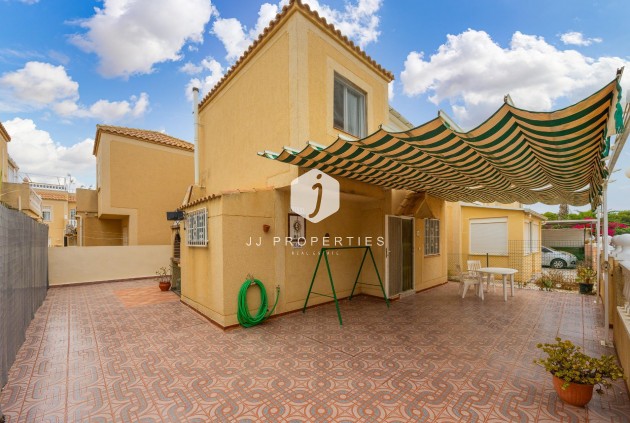 Villa - Tweedehands - Torrevieja -
                El Limonar