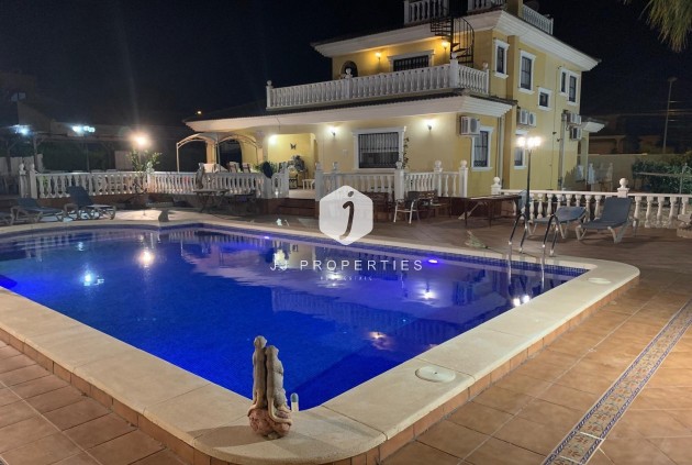 Villa - Tweedehands - Torrevieja -
                Los Balcones - Los Altos del Edén