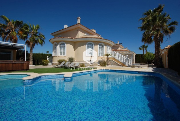 Villa - Z drugiej ręki - Ciudad Quesada -
                Costa Blanca