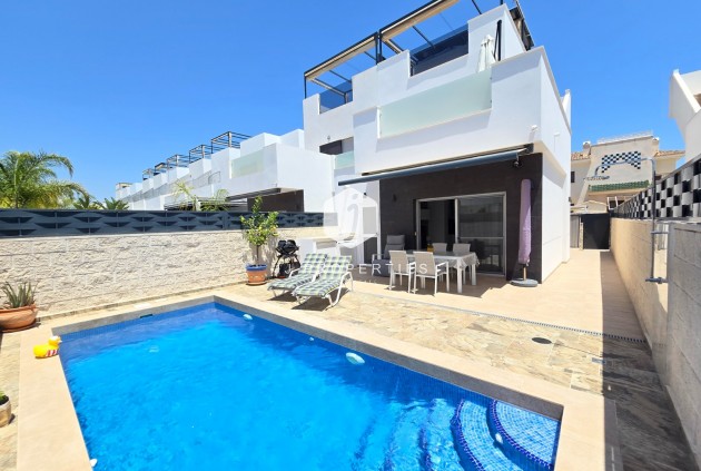 Villa - Z drugiej ręki - Ciudad Quesada -
                Costa Blanca