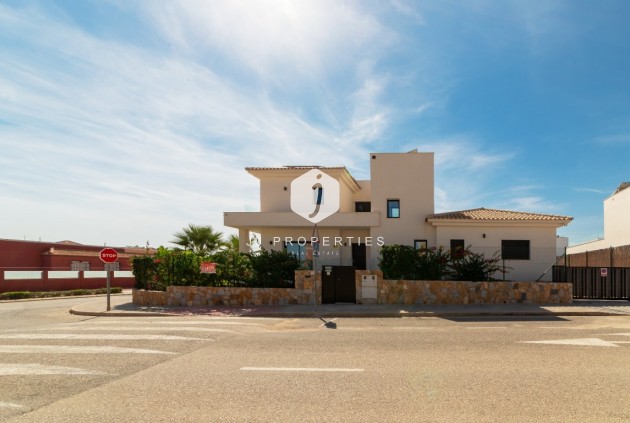 Villa - Z drugiej ręki - Los Montesinos -
                Costa Blanca