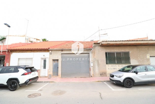 Villa - Z drugiej ręki - Torrevieja -
                Costa Blanca