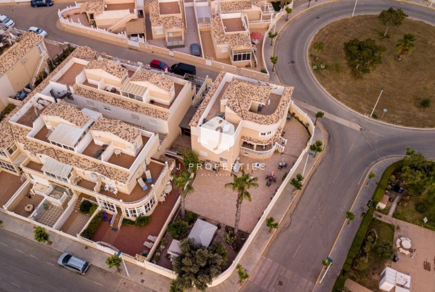 Villa - Z drugiej ręki - Torrevieja -
                La Siesta - El Salado - Torreta