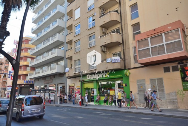 Wohnung - Aus zweiter Hand - Torrevieja -
                Centro