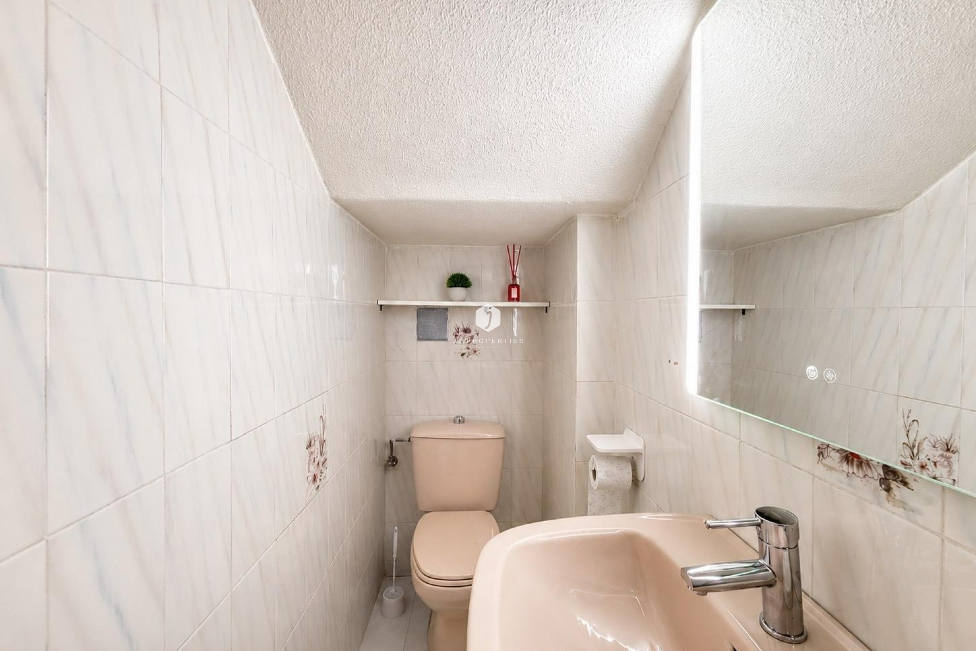 Wynajem długoterminowy - Szalet -
Torrevieja - Nueva Torrevieja
