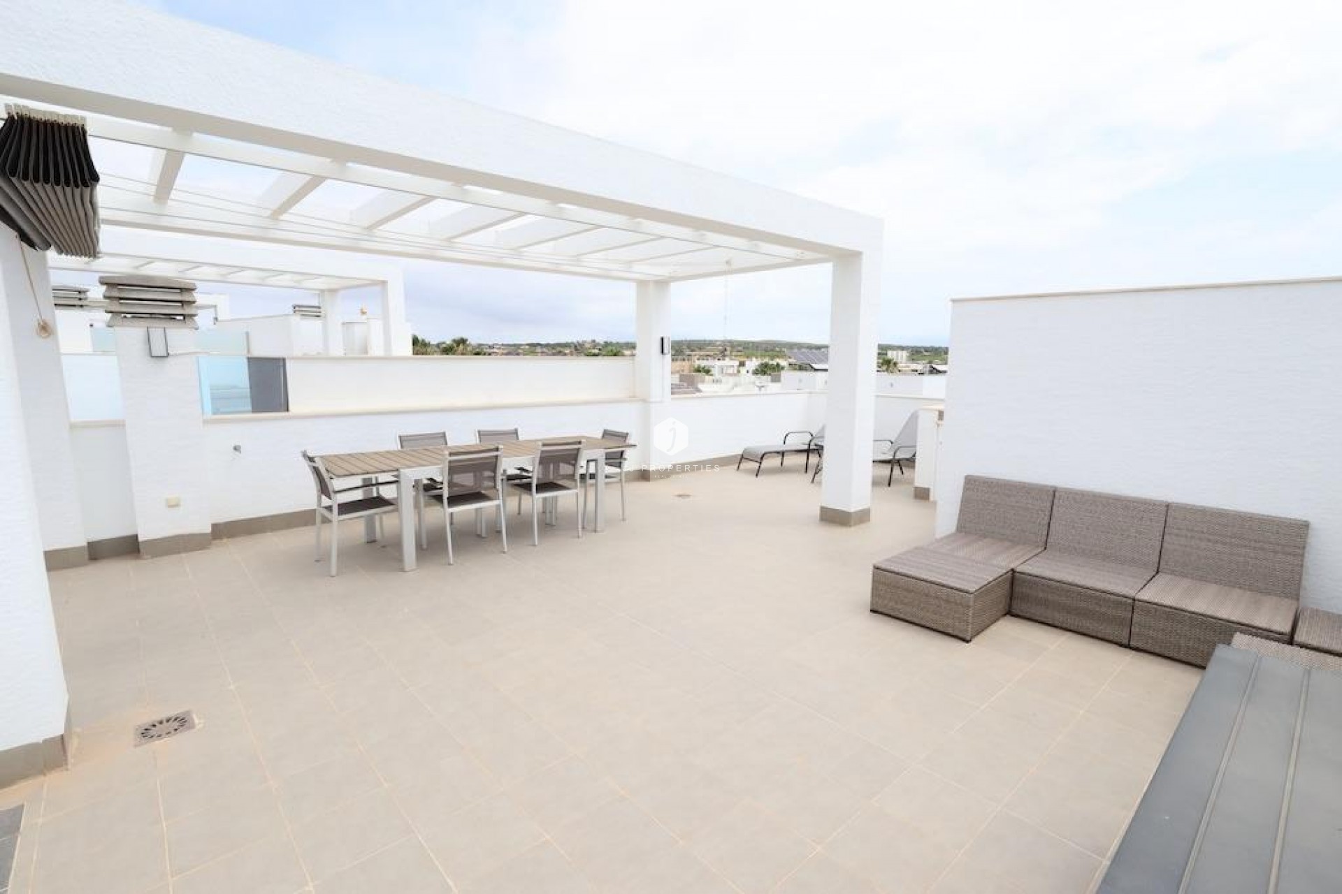 Z drugiej ręki - Bungalow -
Guardamar del Segura - Costa Blanca