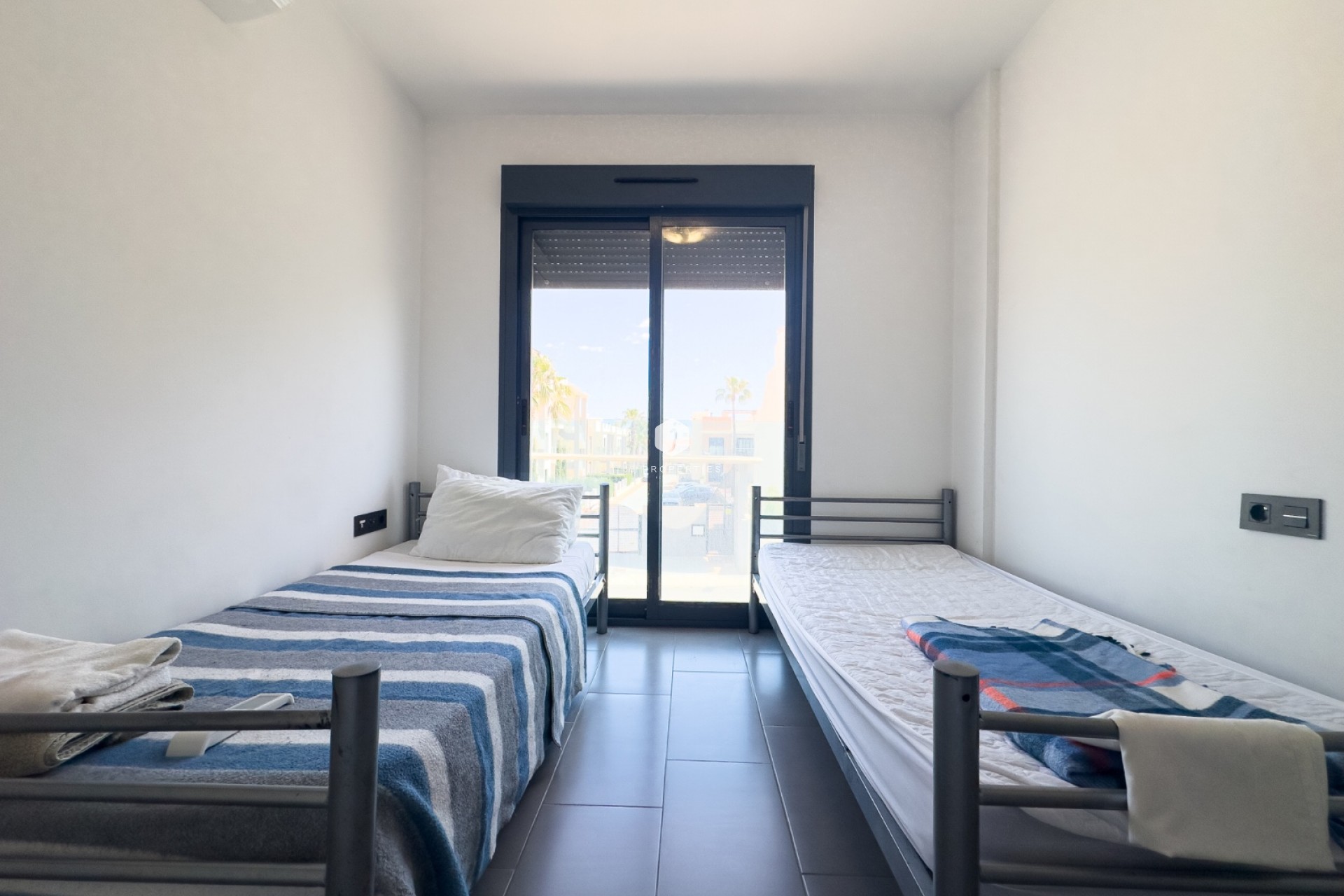 Z drugiej ręki - Bungalow -
La Zenia - Costa Blanca