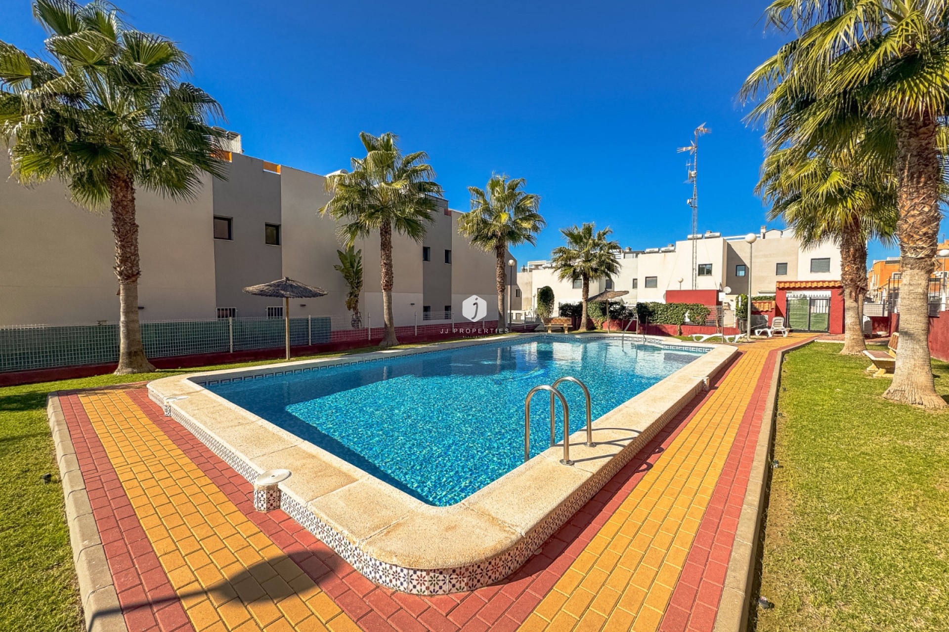 Z drugiej ręki - Bungalow -
Los Altos - Costa Blanca