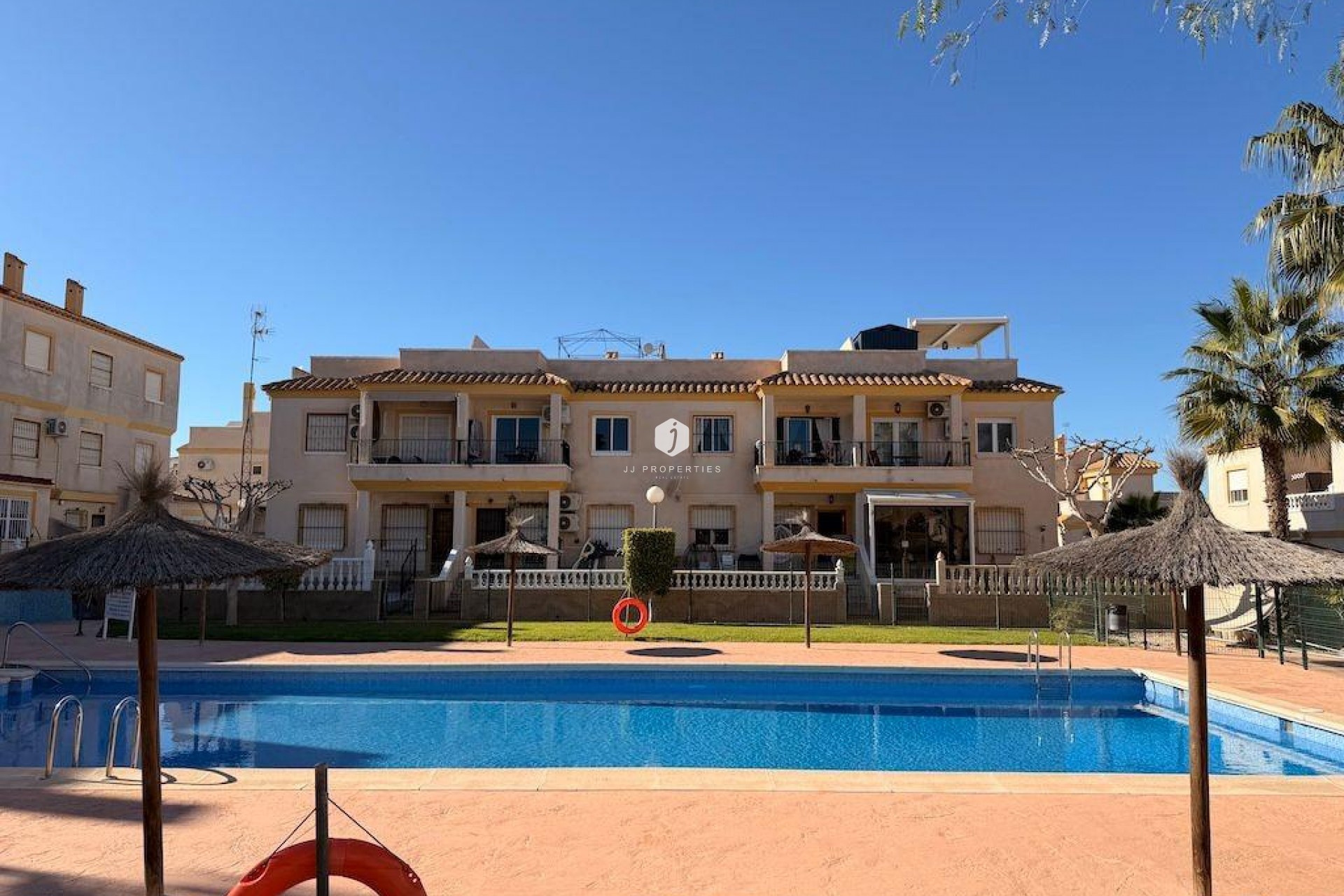 Z drugiej ręki - Bungalow -
Orihuela Costa - Costa Blanca