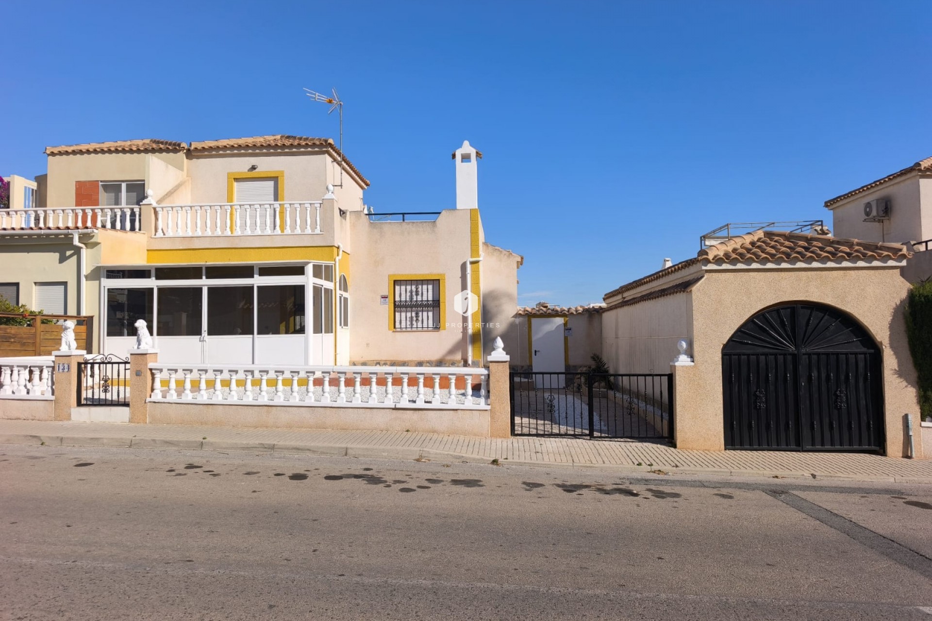Z drugiej ręki - Bungalow -
Orihuela Costa - Costa Blanca