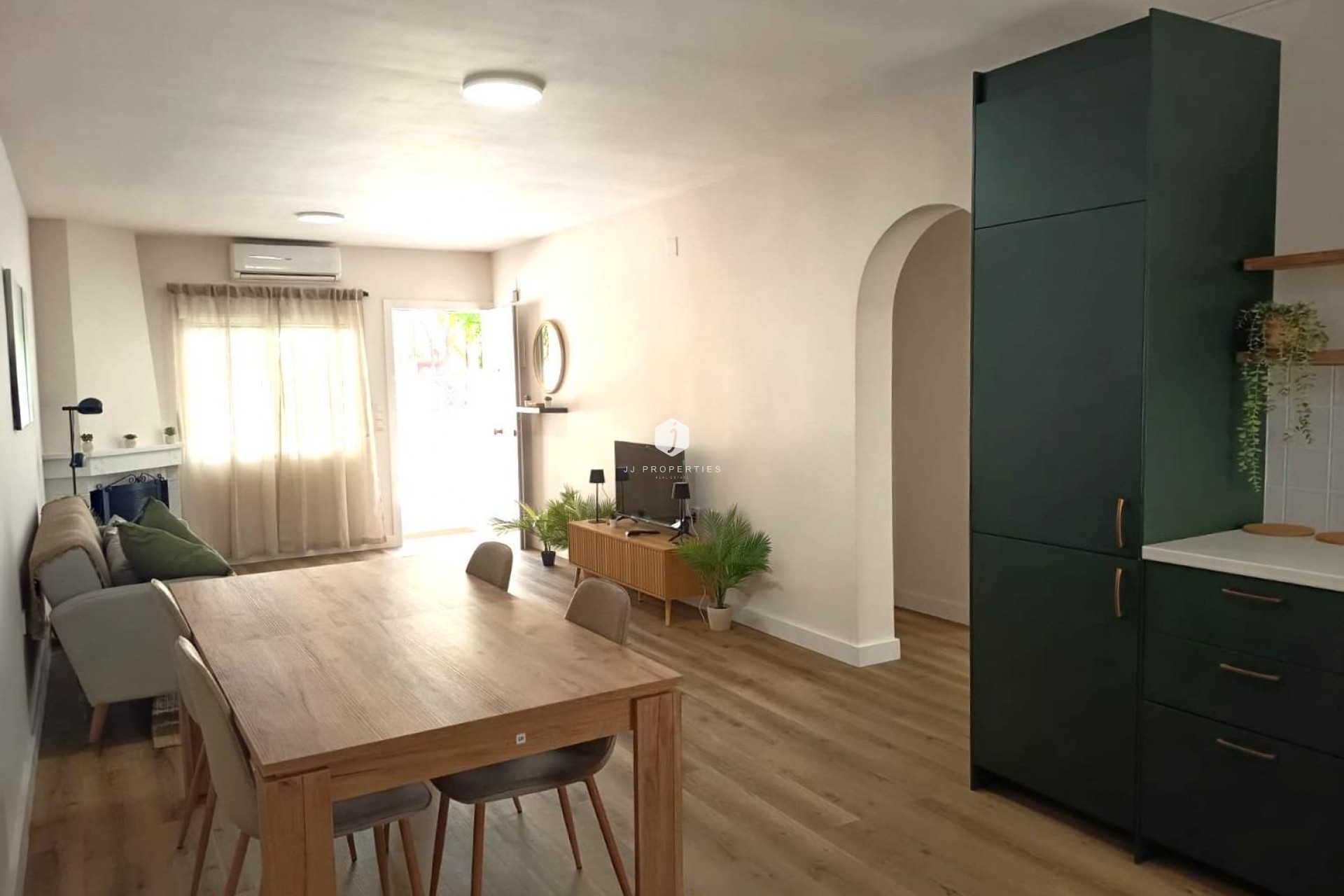 Z drugiej ręki - Bungalow -
Orihuela Costa - Costa Blanca