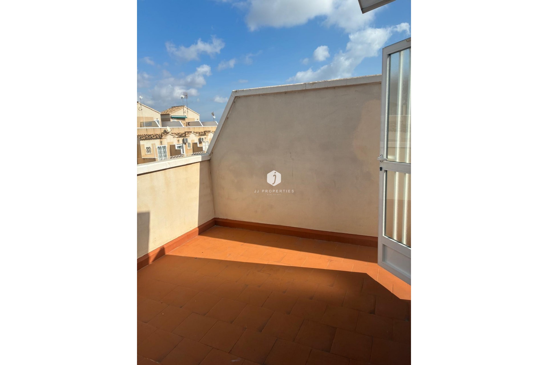 Z drugiej ręki - Bungalow -
Orihuela Costa - Los Almendros-la Florida