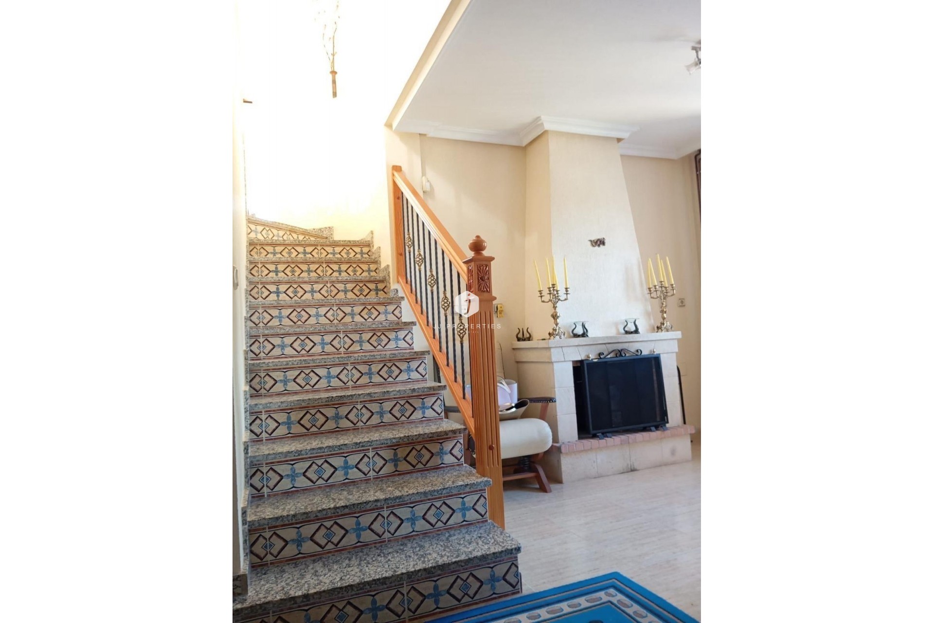 Z drugiej ręki - Bungalow -
Orihuela Costa - PAU 26