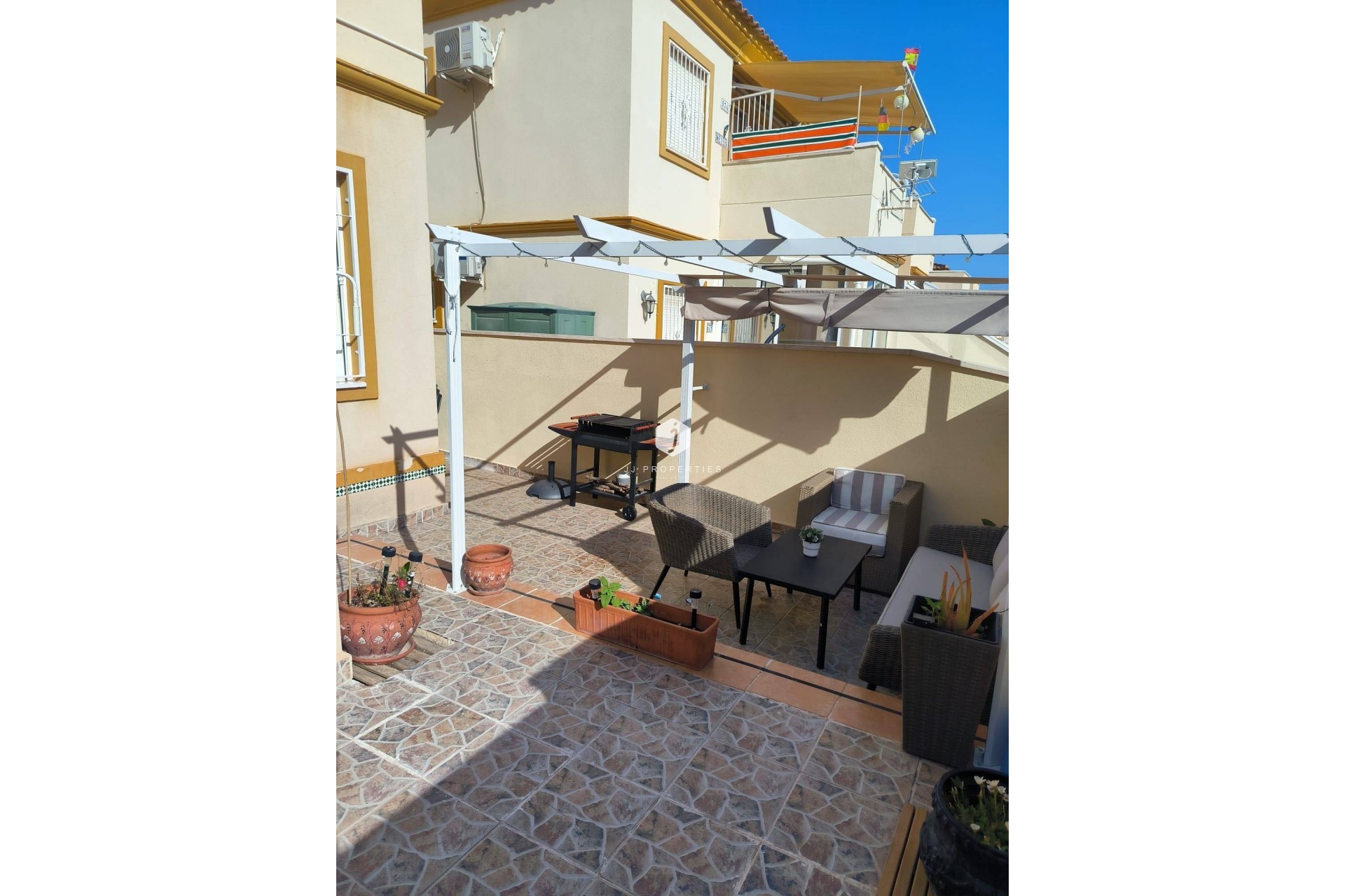 Z drugiej ręki - Bungalow -
Orihuela Costa - Playa Flamenca