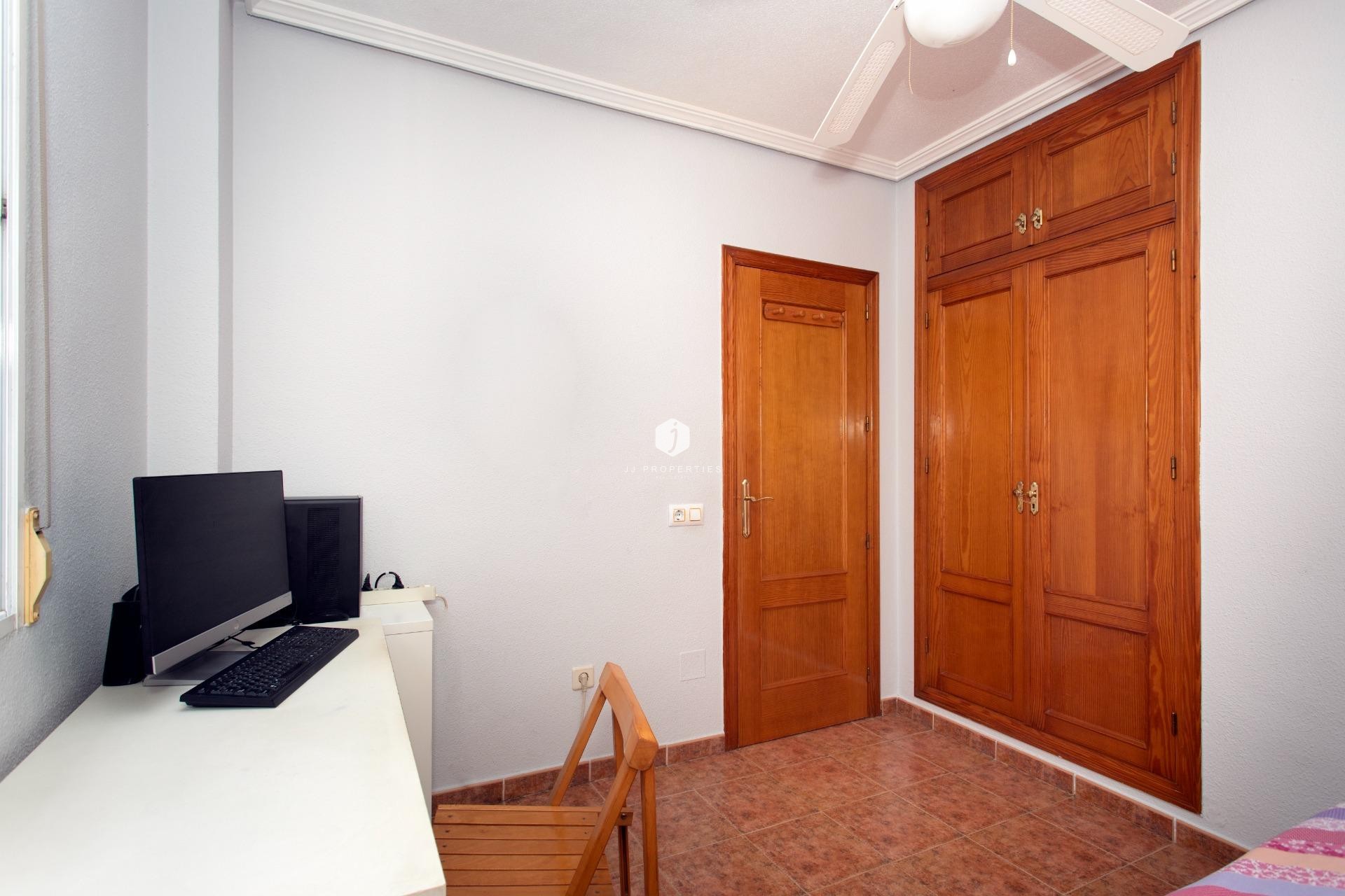 Z drugiej ręki - Bungalow -
Orihuela Costa - Punta Prima