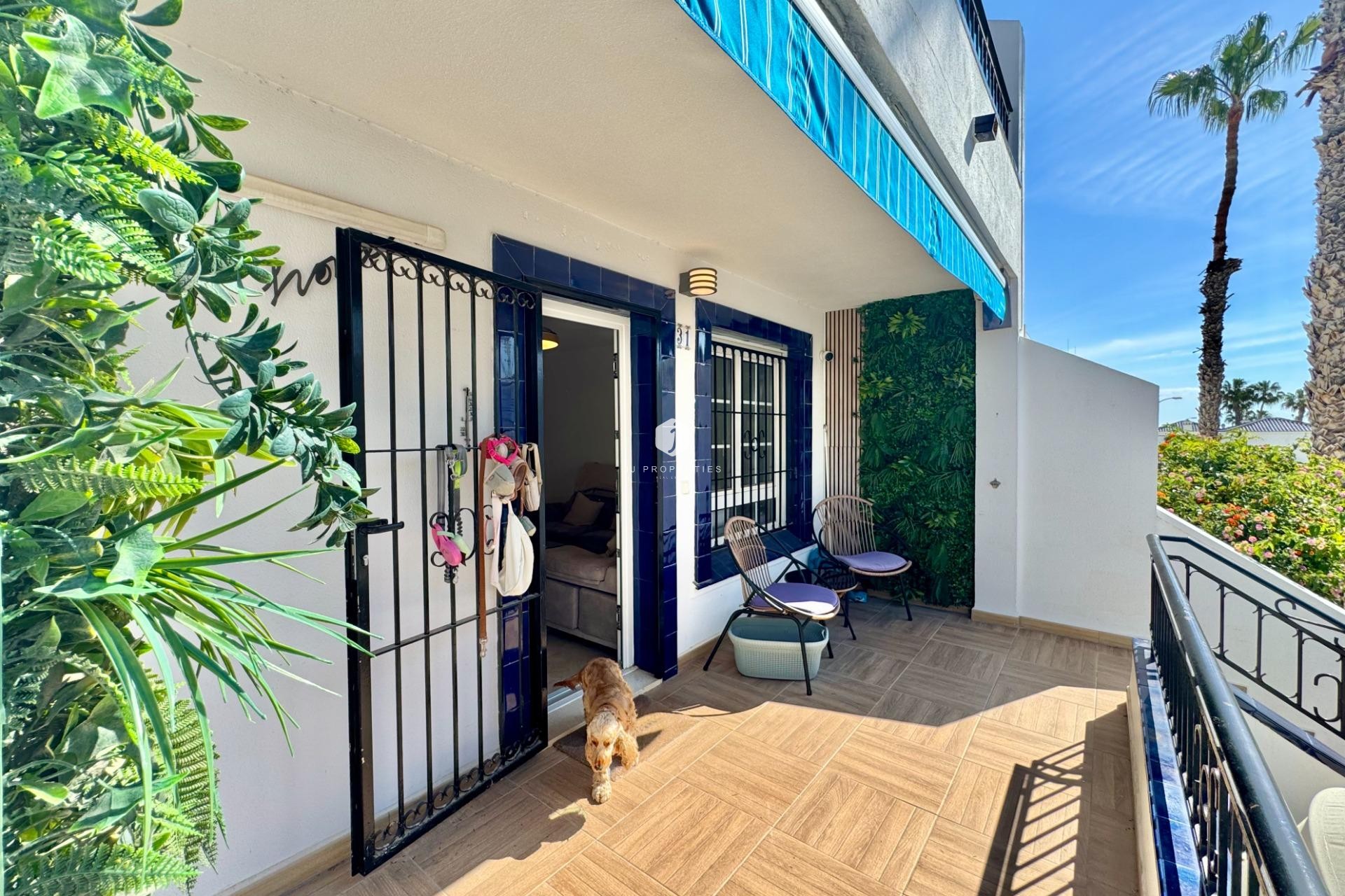 Z drugiej ręki - Bungalow -
Orihuela Costa - Villamartín-las Filipinas
