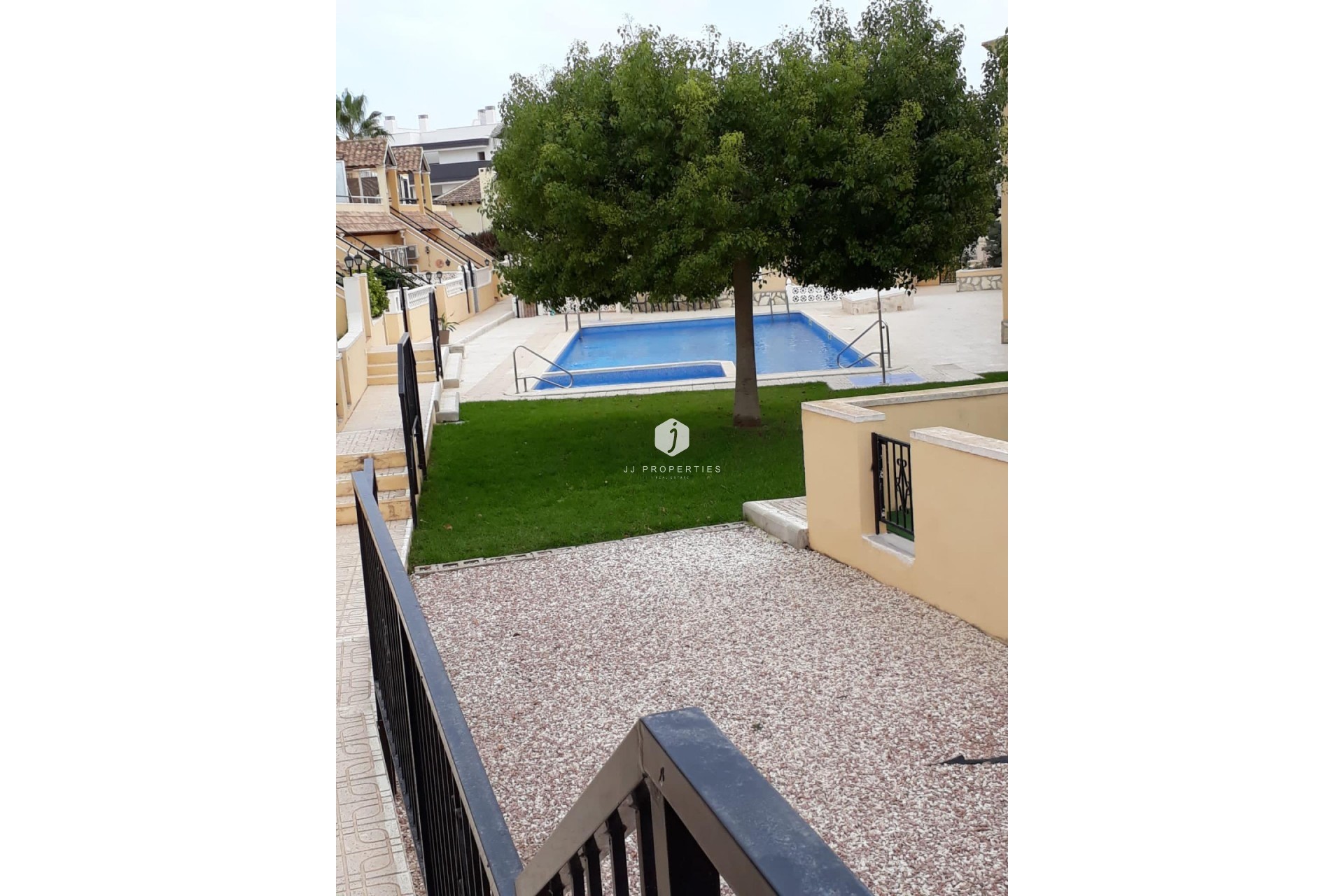 Z drugiej ręki - Bungalow -
San Miguel de Salinas - Costa Blanca Sur