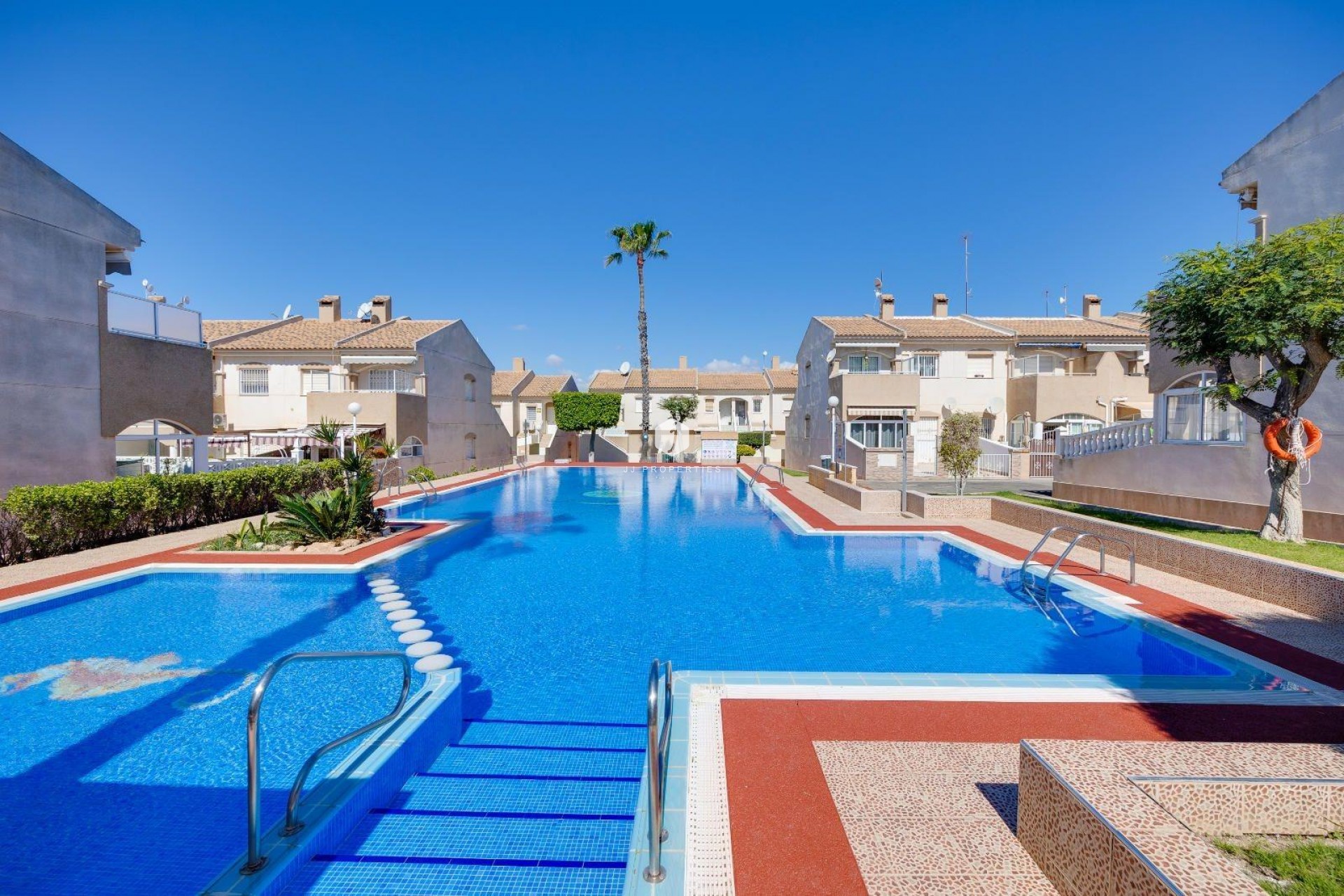 Z drugiej ręki - Bungalow -
Torrevieja - Aguas Nuevas 2