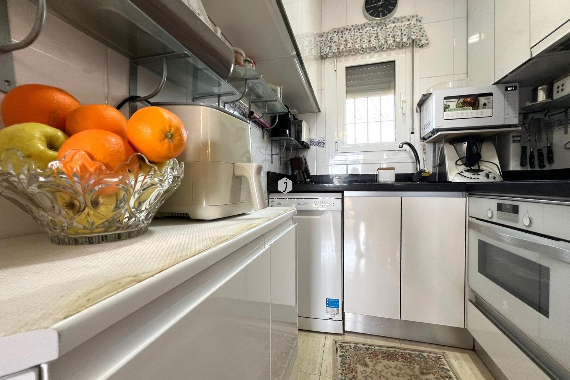 Z drugiej ręki - Bungalow -
Torrevieja - aguas nuevas