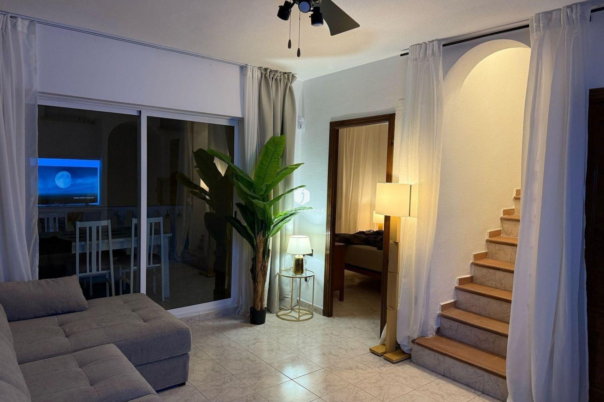 Z drugiej ręki - Bungalow -
Torrevieja - Cañada Del Molino