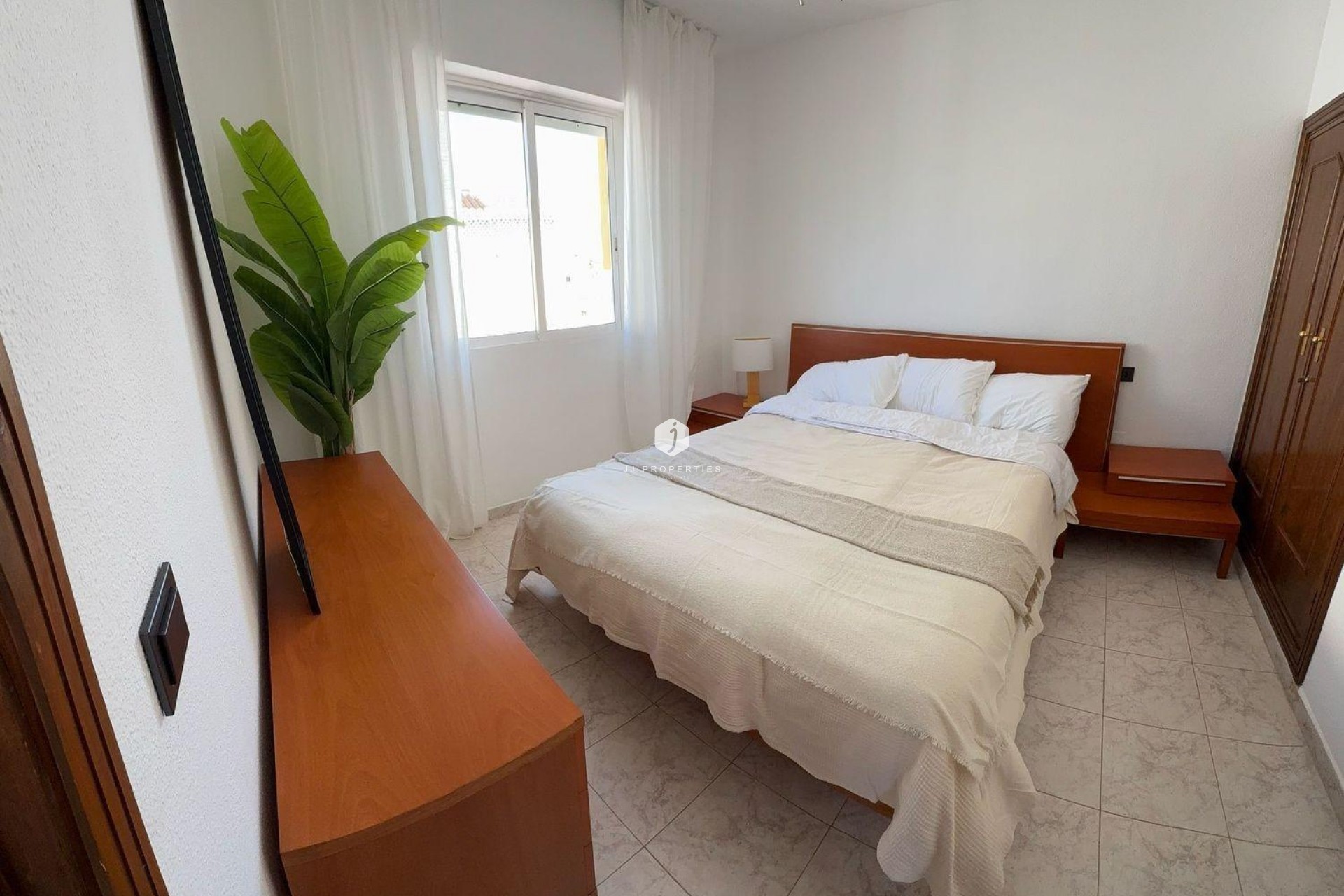 Z drugiej ręki - Bungalow -
Torrevieja - Cañada Del Molino