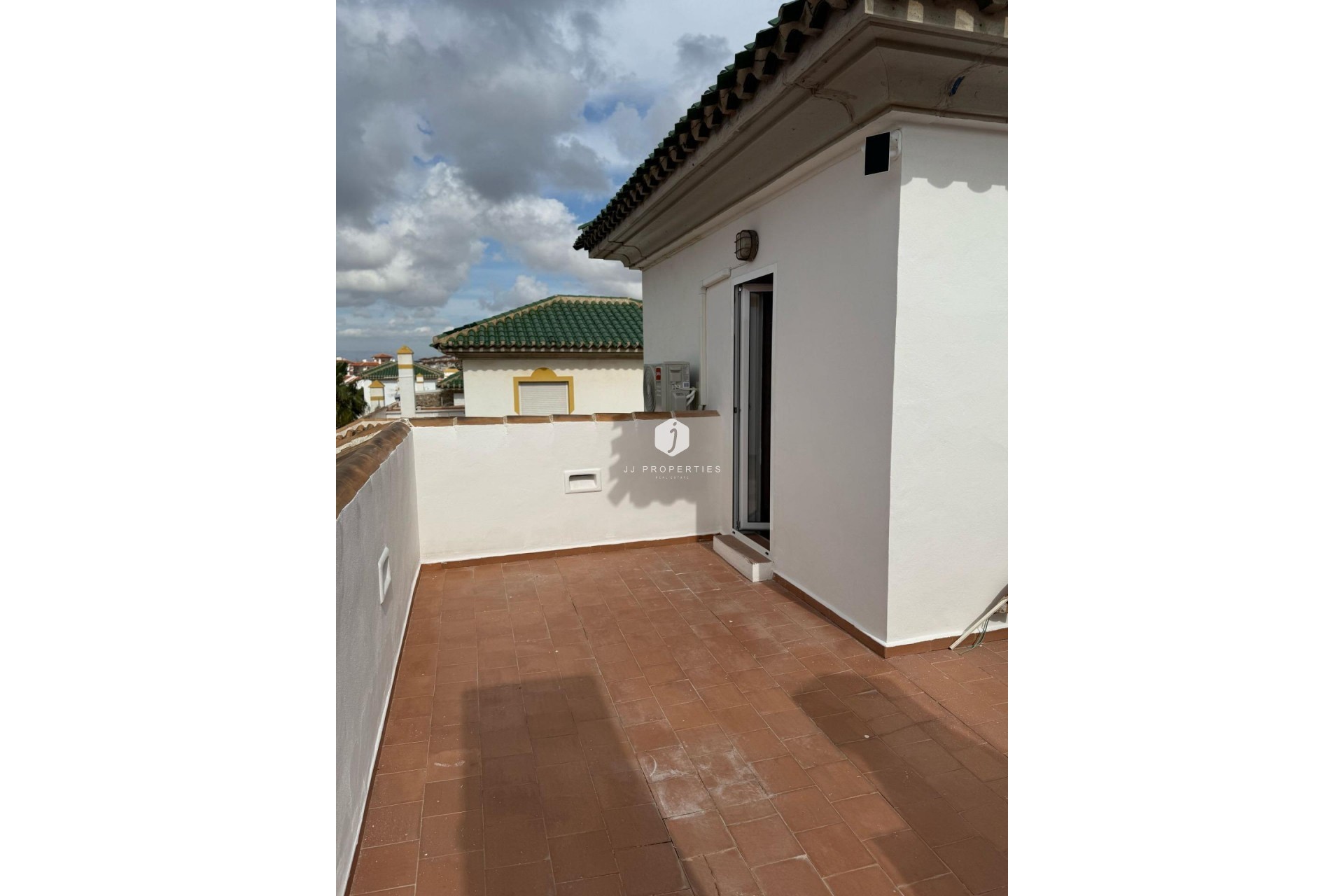 Z drugiej ręki - Bungalow -
Torrevieja - Cañada Del Molino