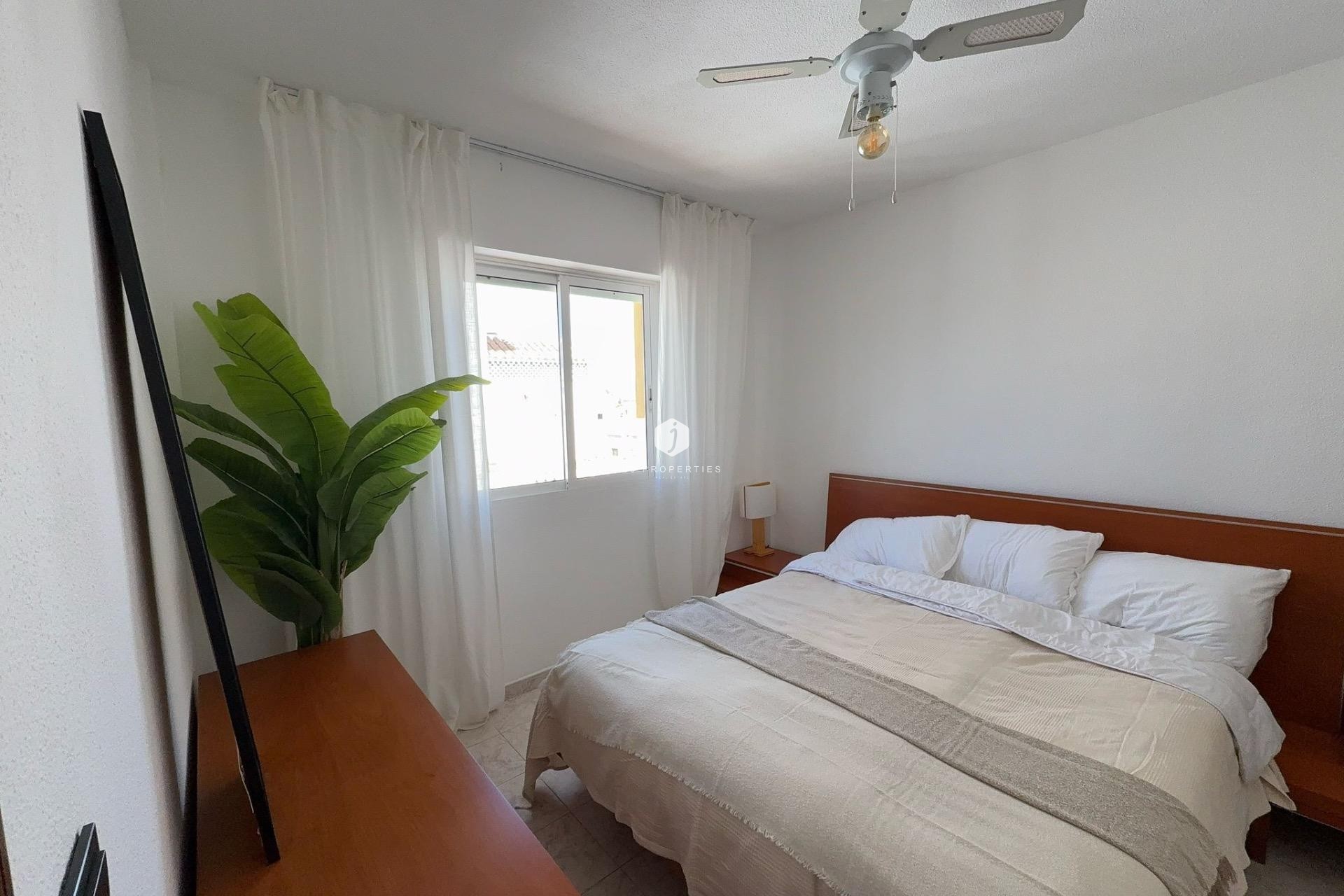 Z drugiej ręki - Bungalow -
Torrevieja - Cañada Del Molino