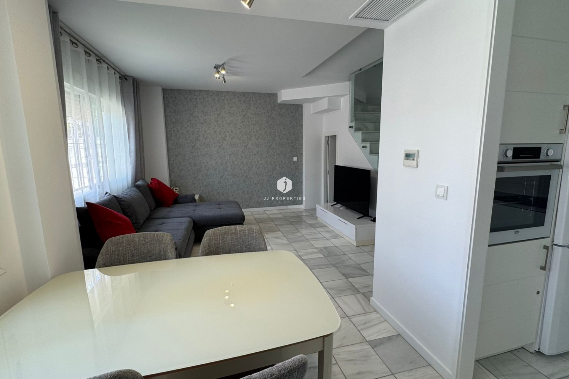 Z drugiej ręki - Bungalow -
Torrevieja - Costa Blanca
