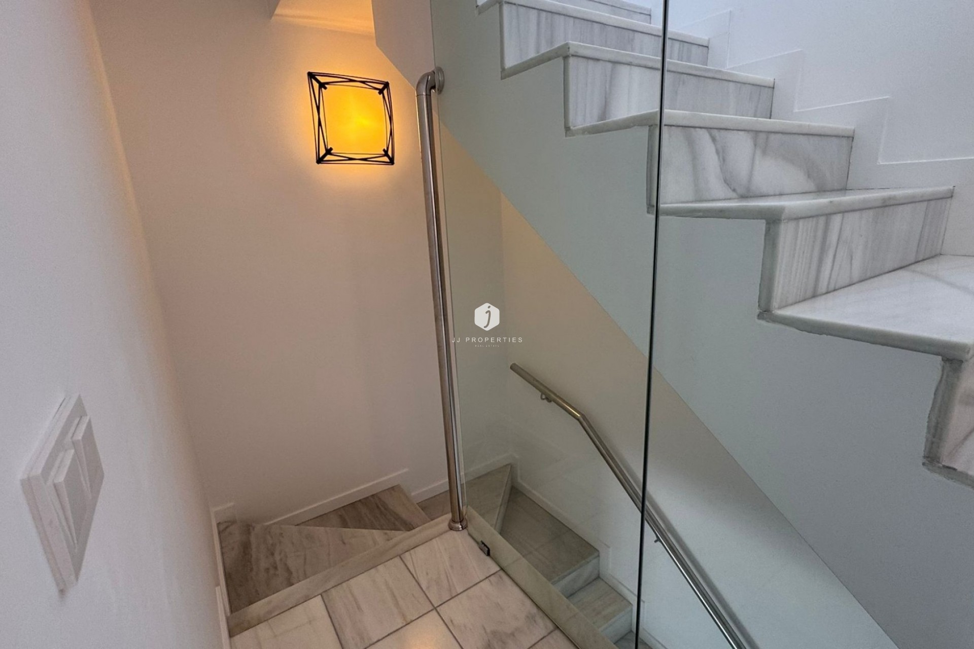 Z drugiej ręki - Bungalow -
Torrevieja - Costa Blanca