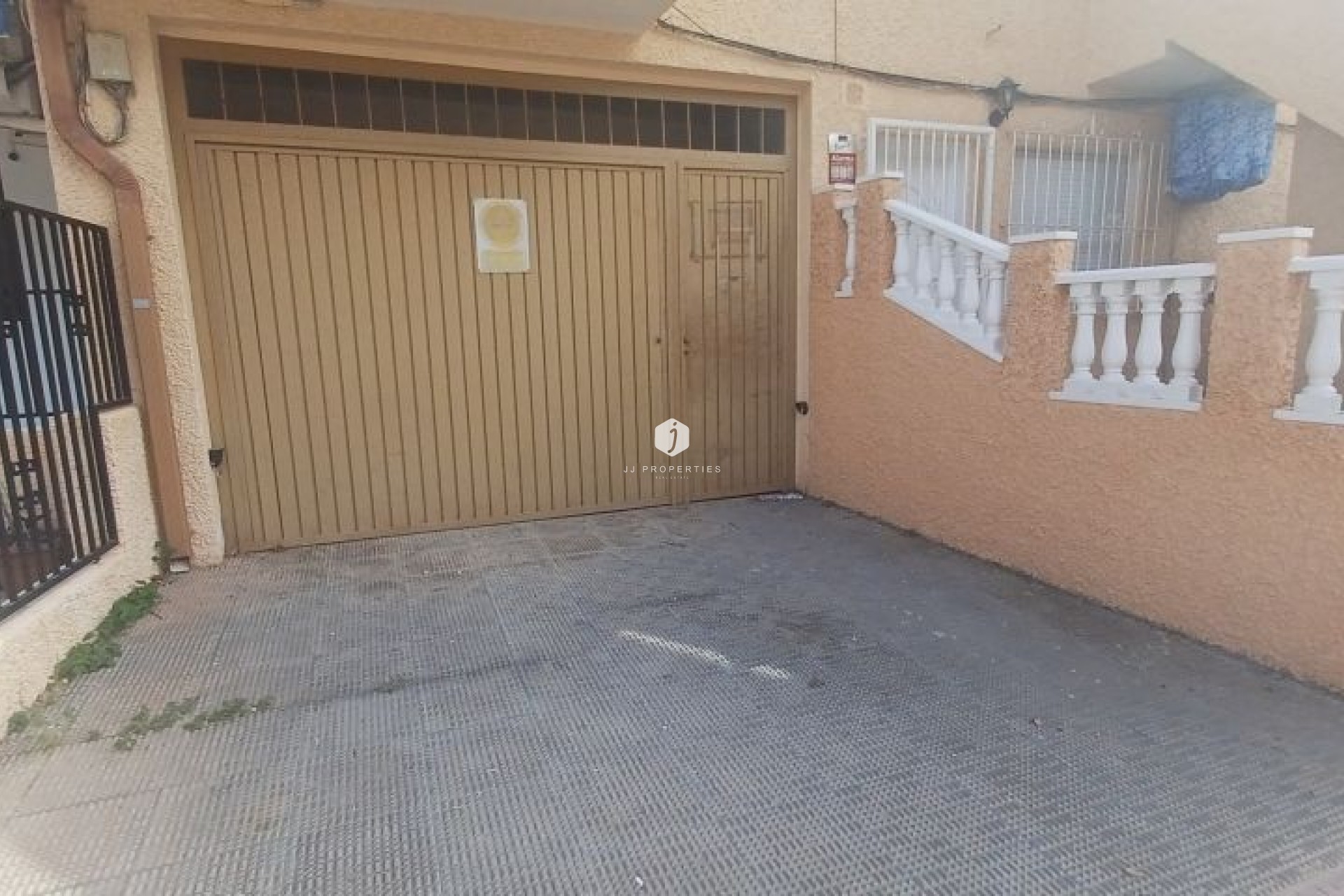 Z drugiej ręki - Bungalow -
Torrevieja - Costa Blanca