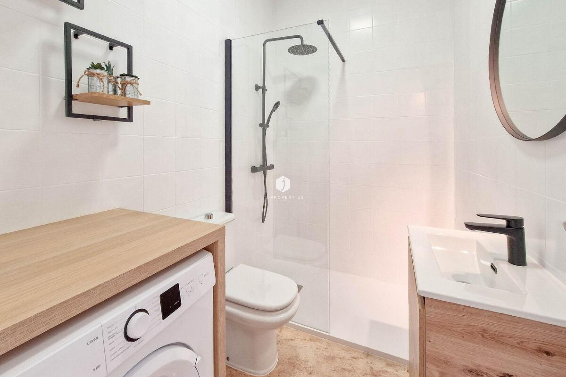 Z drugiej ręki - Bungalow -
Torrevieja - Costa Blanca