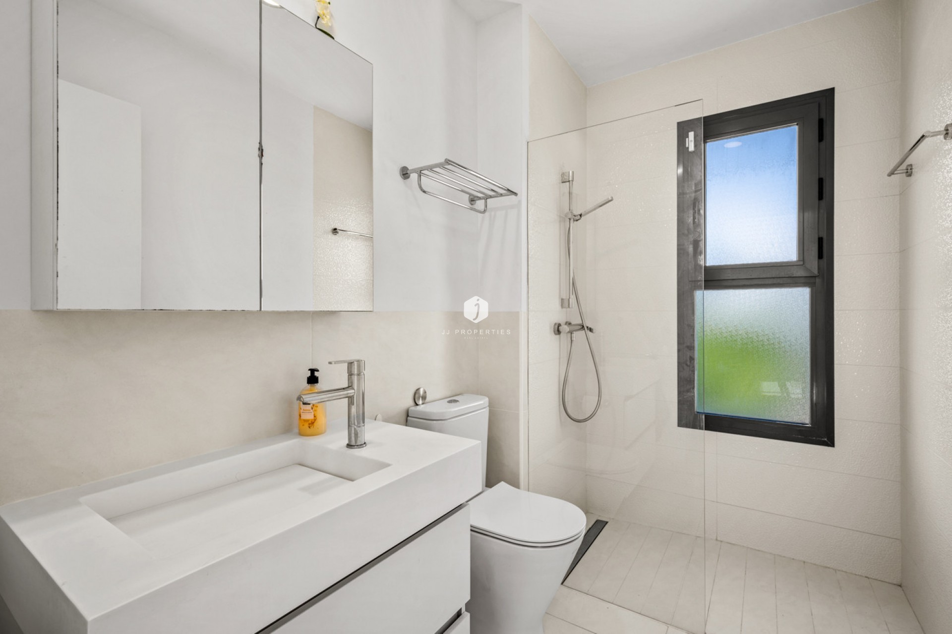 Z drugiej ręki - Bungalow -
Torrevieja - Costa Blanca