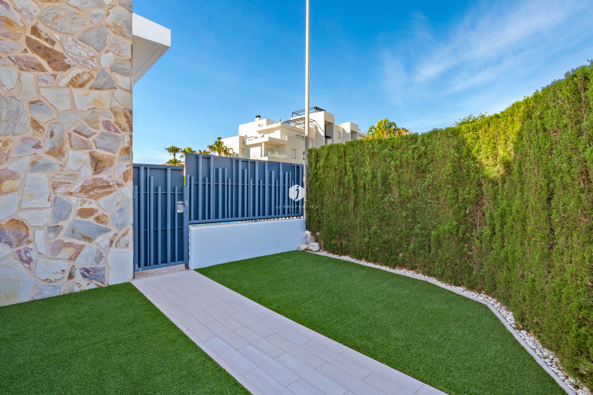 Z drugiej ręki - Bungalow -
Torrevieja - Costa Blanca