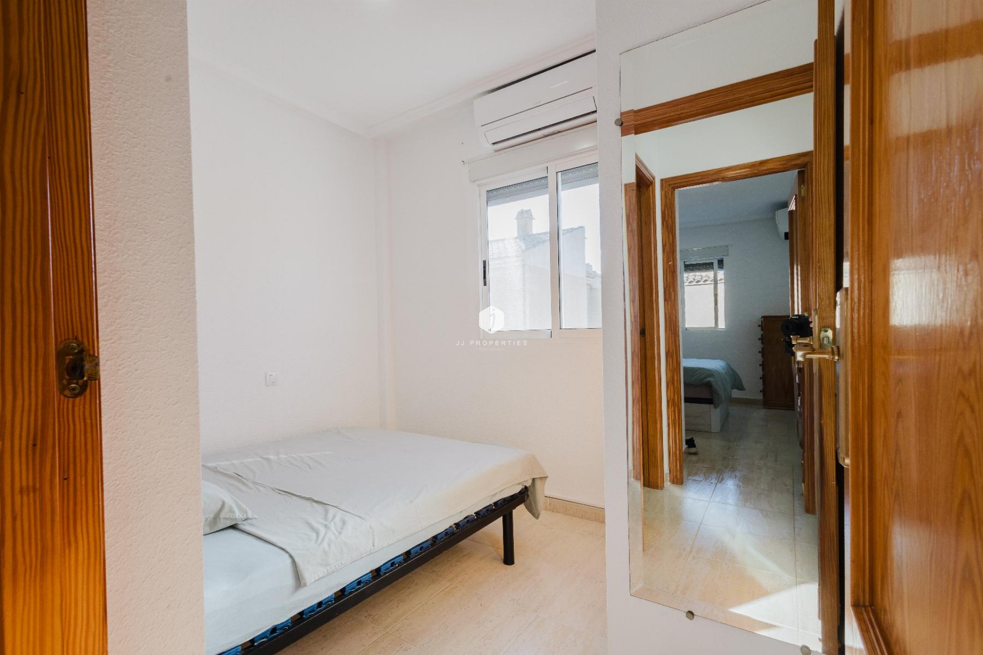 Z drugiej ręki - Bungalow -
Torrevieja - Costa Blanca