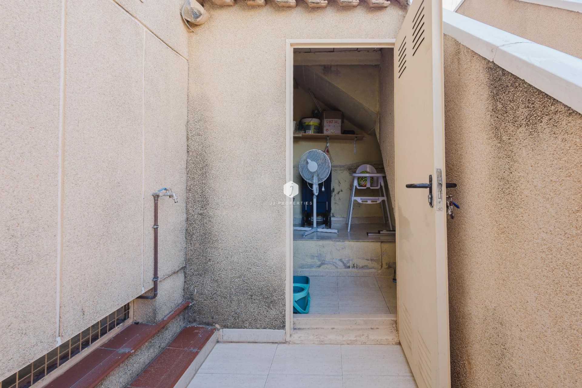 Z drugiej ręki - Bungalow -
Torrevieja - Costa Blanca