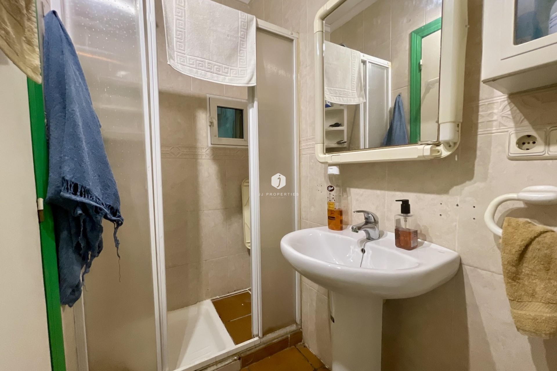 Z drugiej ręki - Bungalow -
Torrevieja - Costa Blanca