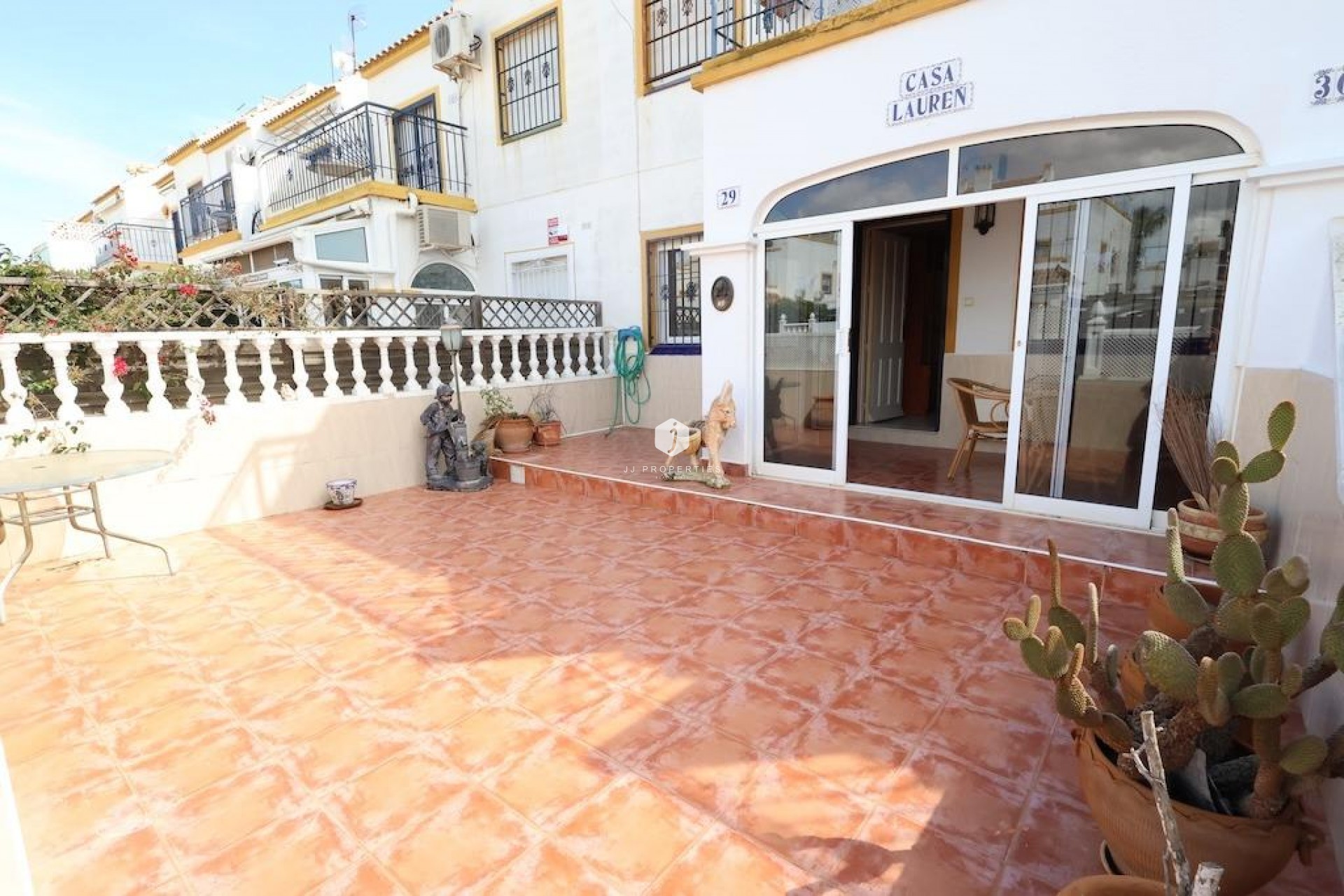 Z drugiej ręki - Bungalow -
Torrevieja - Costa Blanca