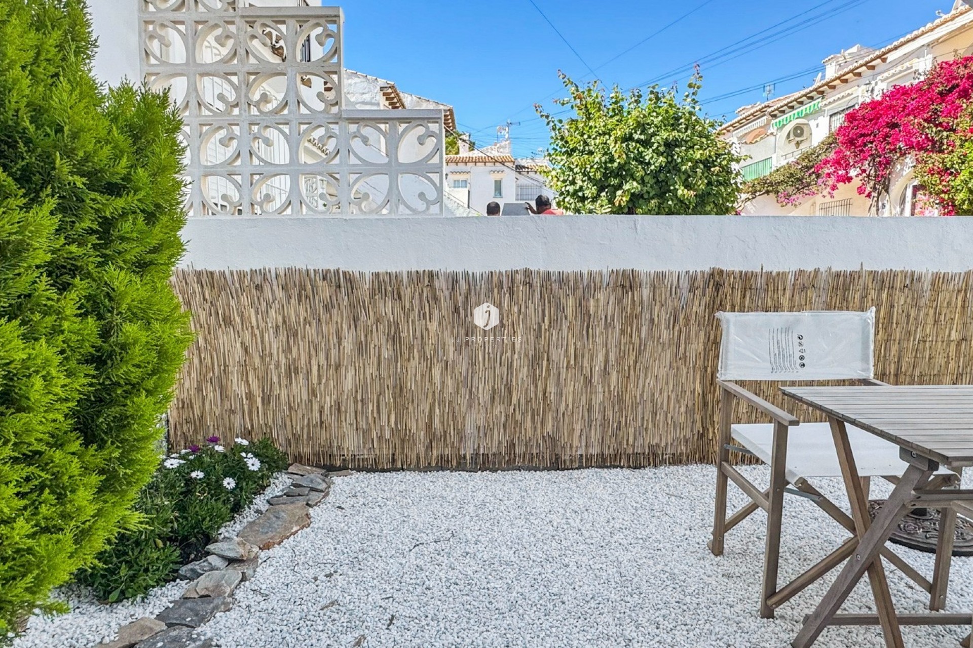 Z drugiej ręki - Bungalow -
Torrevieja - Costa Blanca
