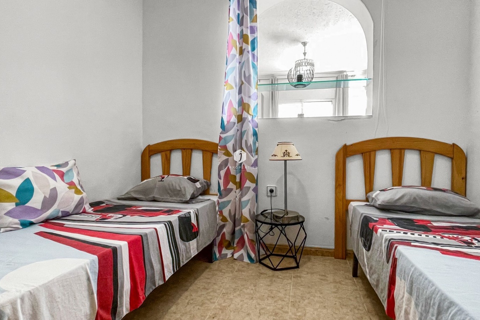 Z drugiej ręki - Bungalow -
Torrevieja - Costa Blanca
