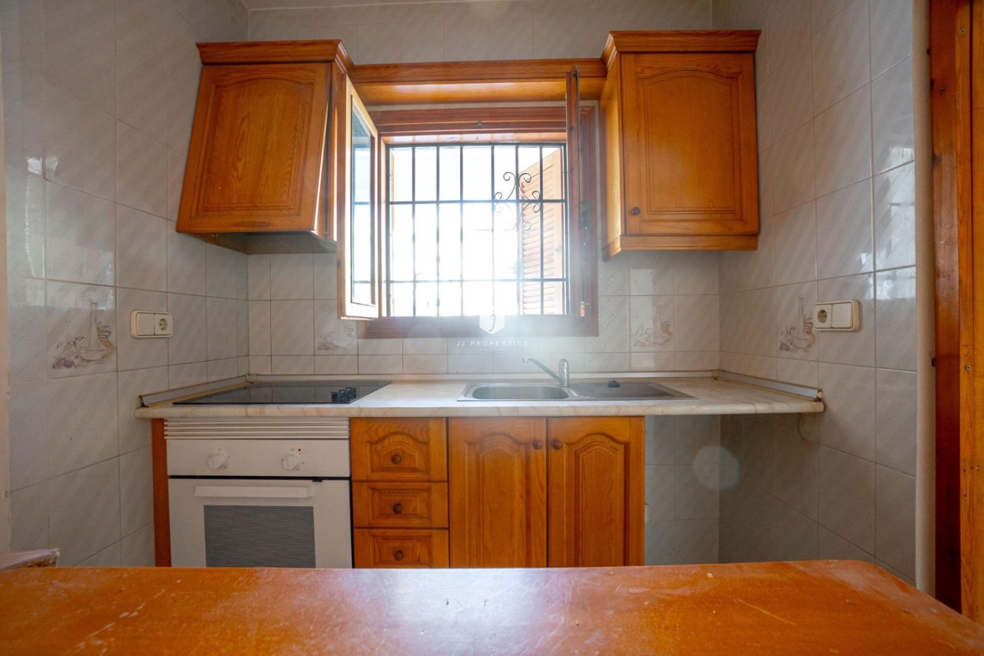 Z drugiej ręki - Bungalow -
Torrevieja - El chaparral