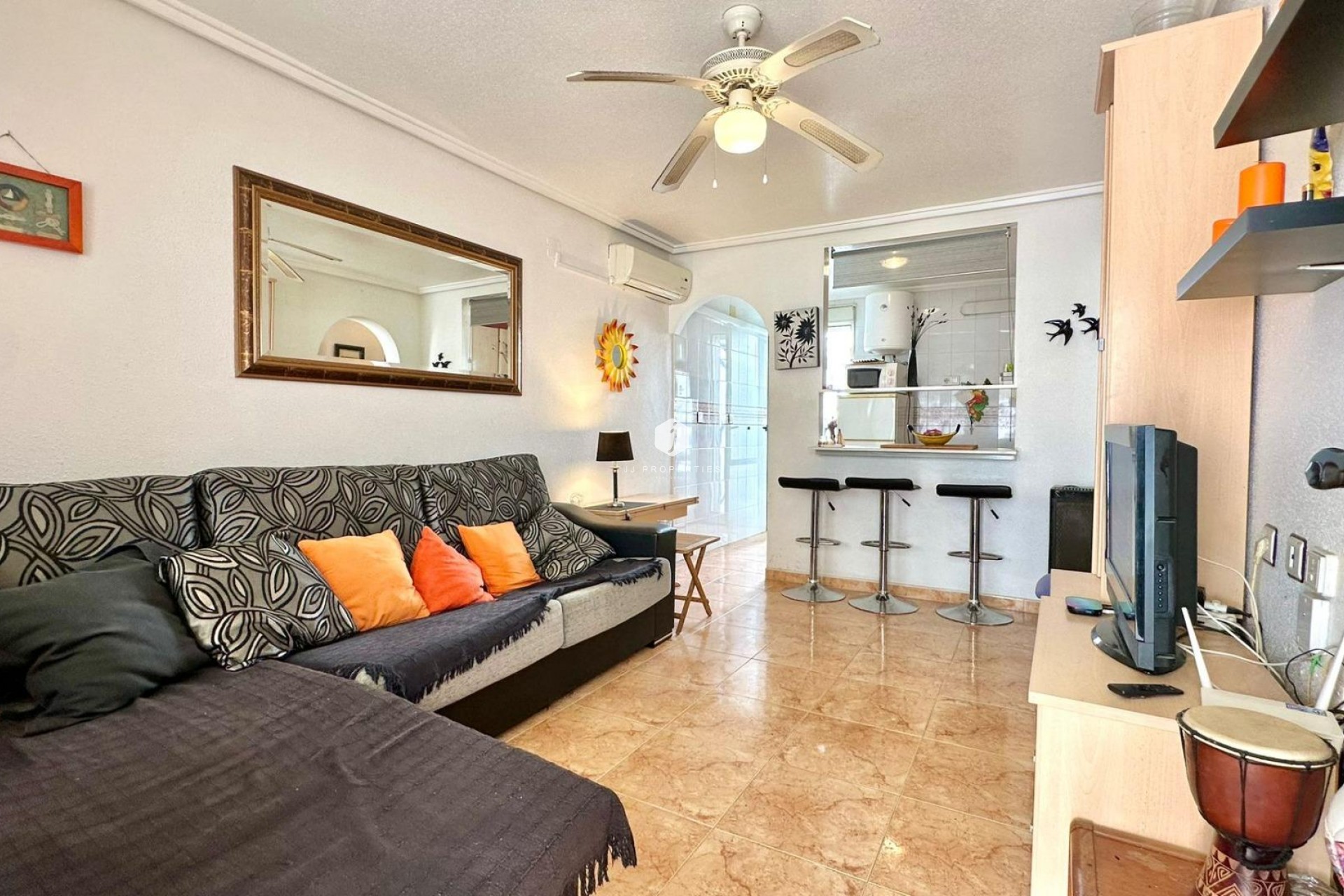 Z drugiej ręki - Bungalow -
Torrevieja - El Limonar