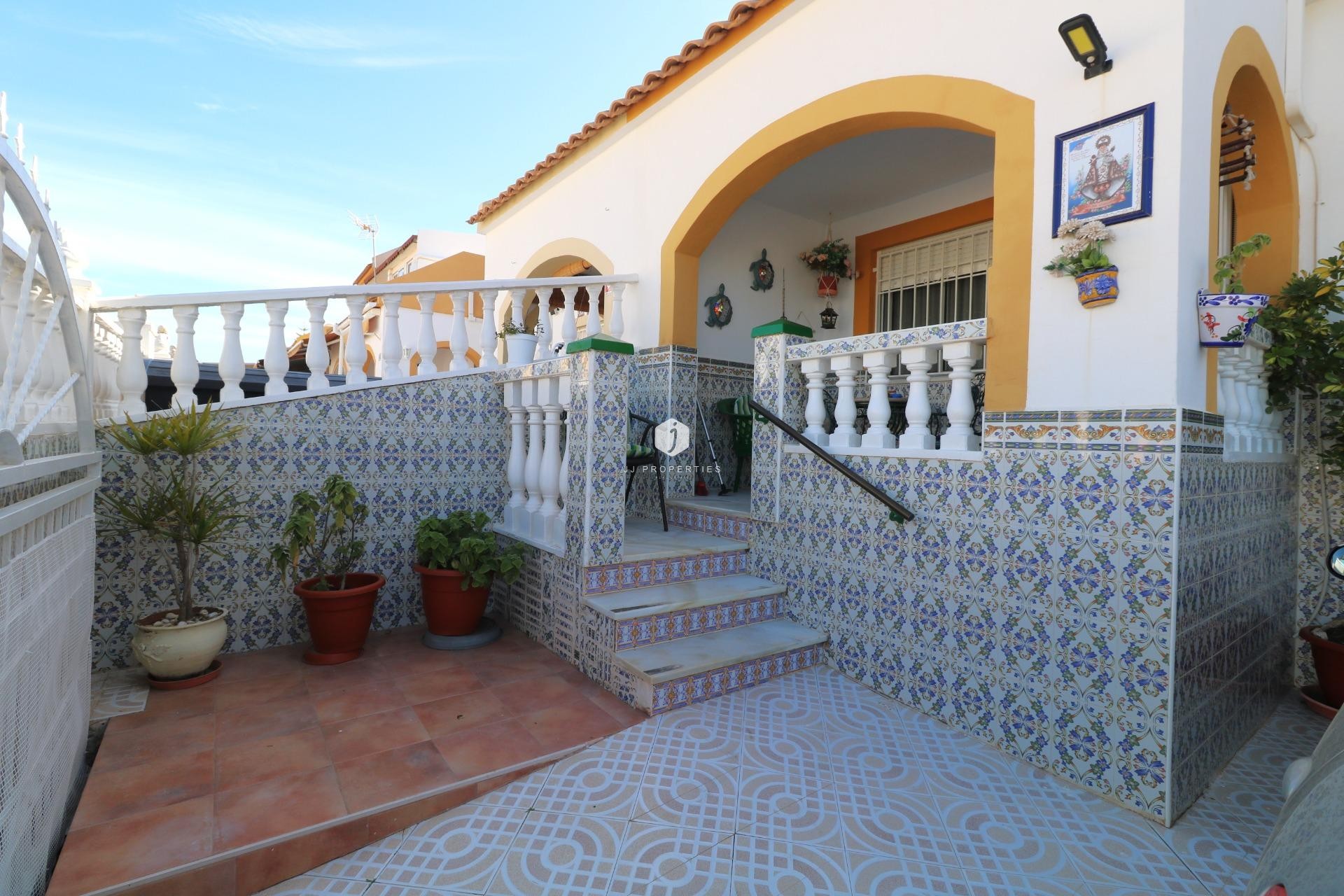 Z drugiej ręki - Bungalow -
Torrevieja - El Limonar