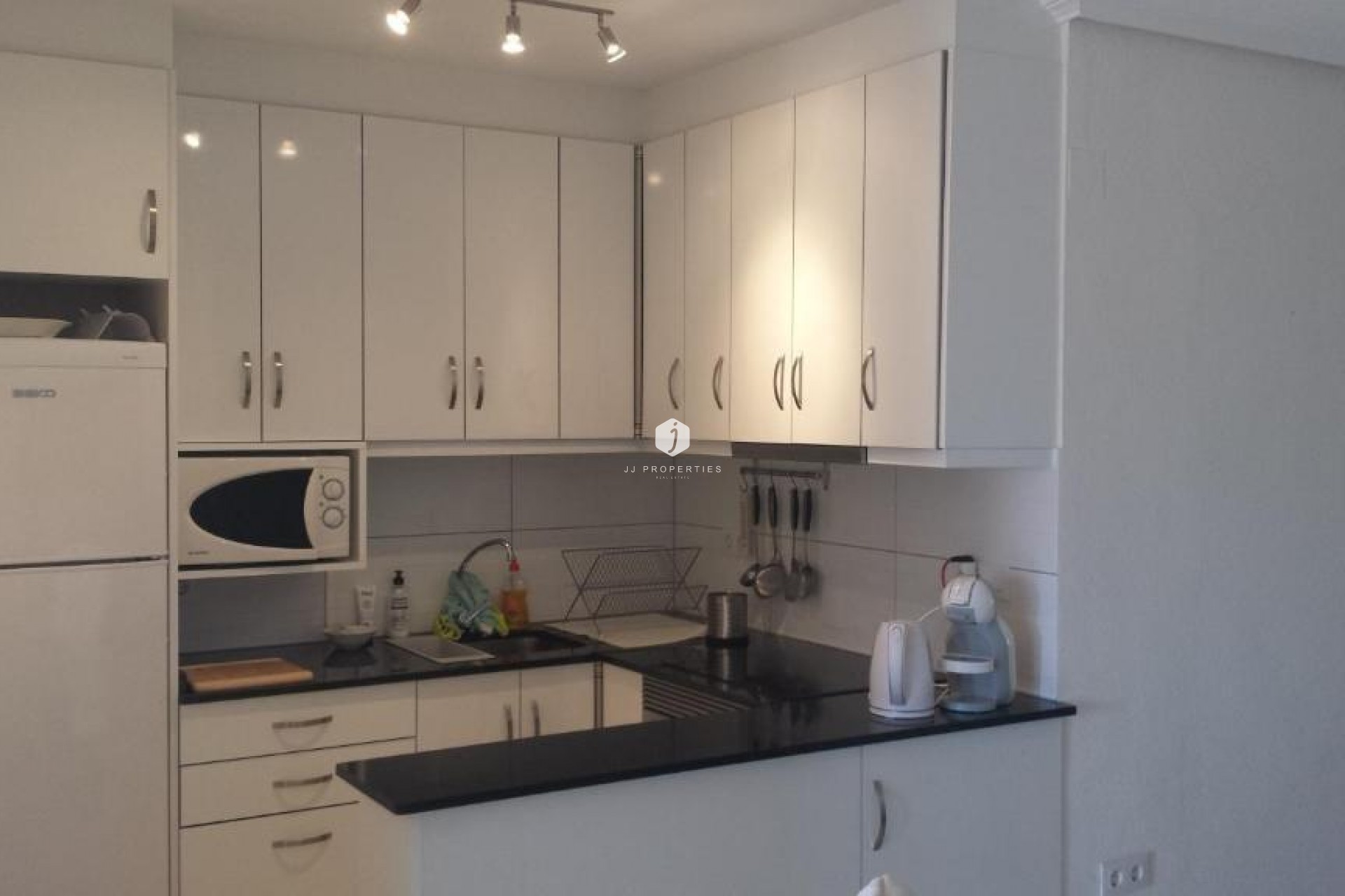 Z drugiej ręki - Bungalow -
Torrevieja - La Mata