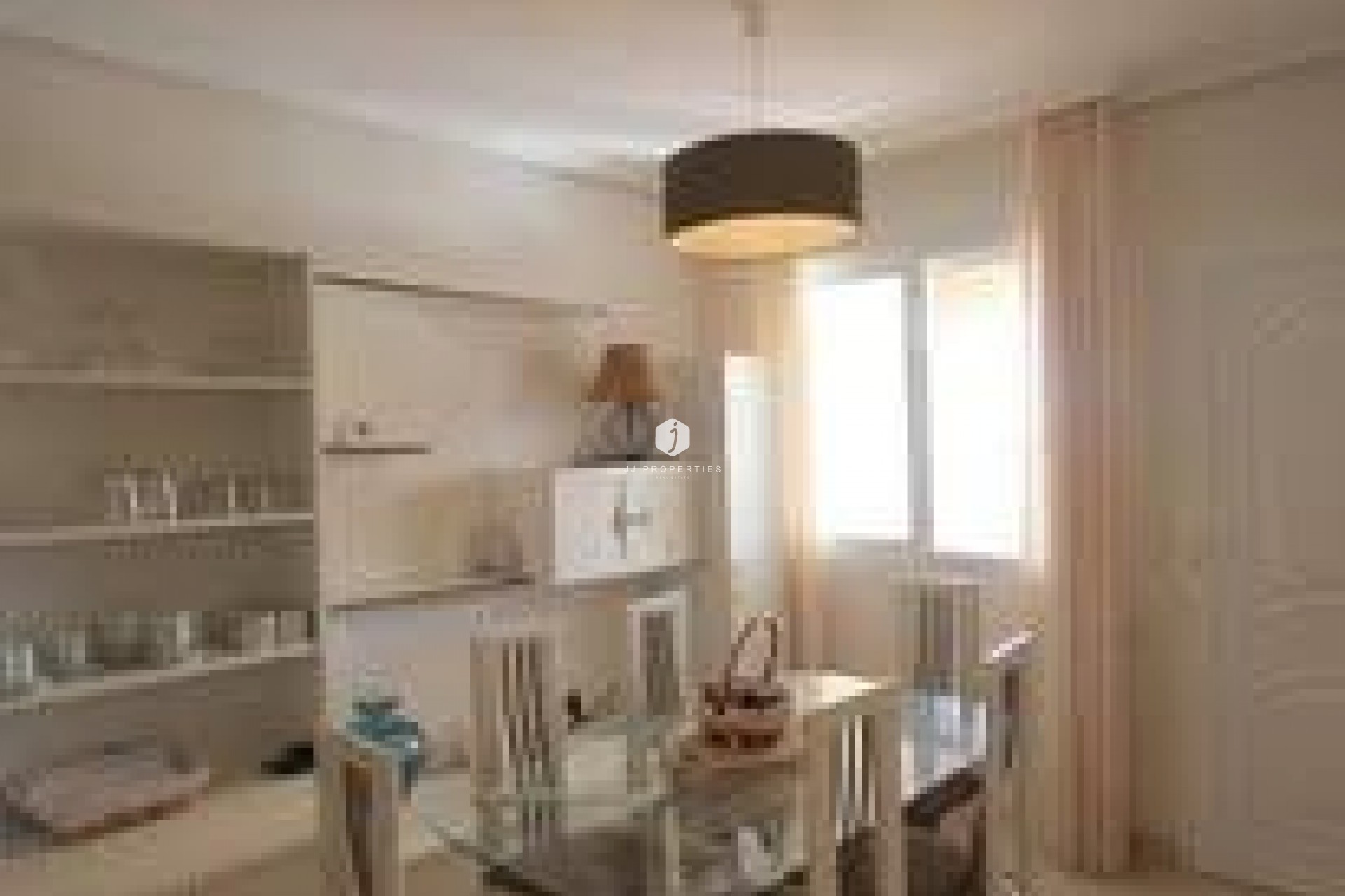 Z drugiej ręki - Bungalow -
Torrevieja - La Mata