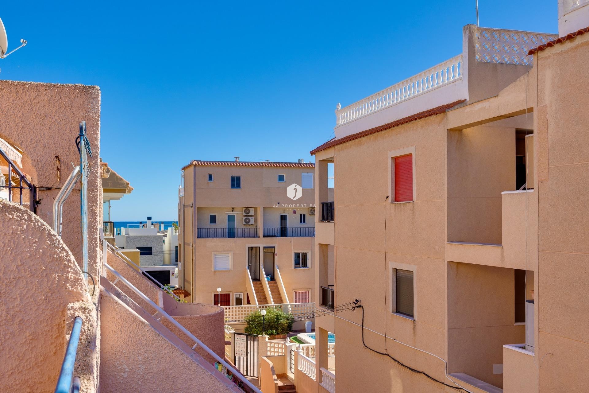 Z drugiej ręki - Bungalow -
Torrevieja - La Mata