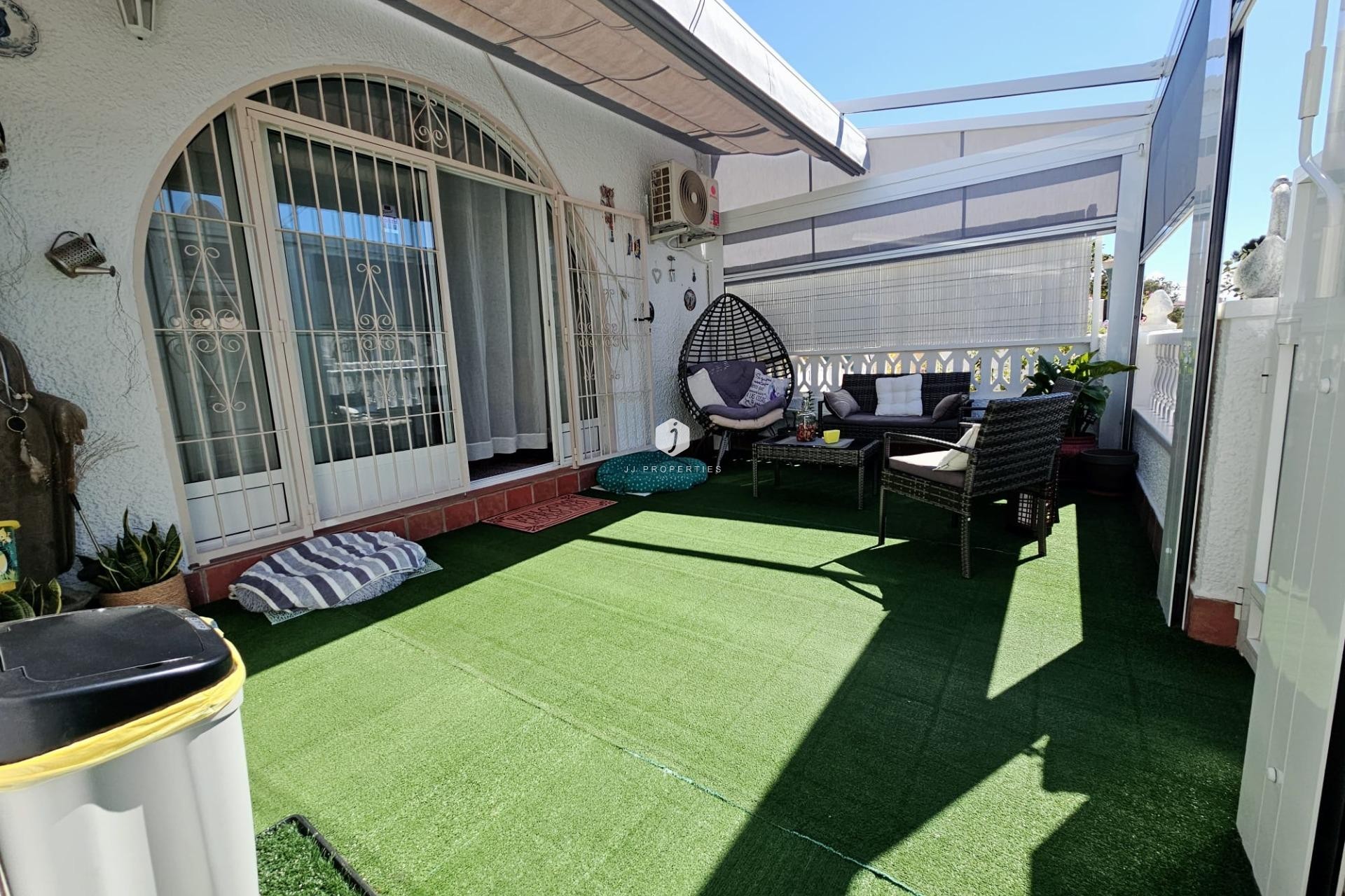 Z drugiej ręki - Bungalow -
Torrevieja - La Siesta - El Salado - Torreta